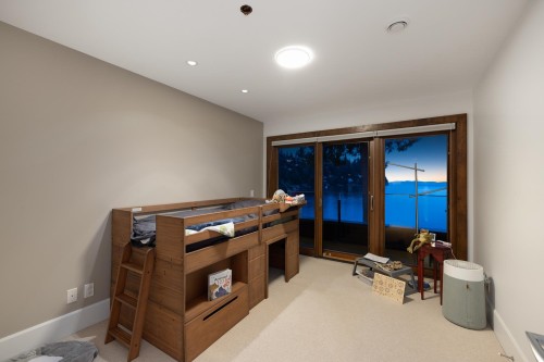 6780 Batchelor Bay Place, West Vancouver, BC 