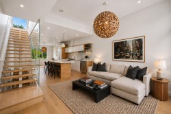 1889 2nd Avenue W Vancouver, BC V6J 1J1