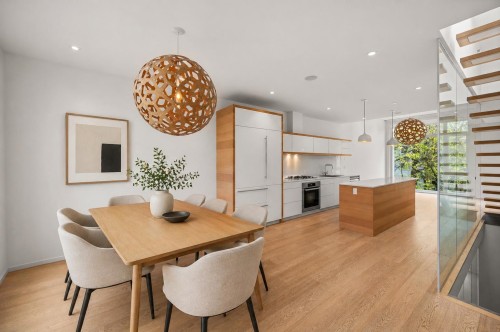 1889 2Nd Avenue W, Vancouver, BC 