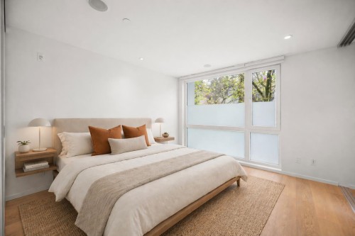 1889 2Nd Avenue W, Vancouver, BC 