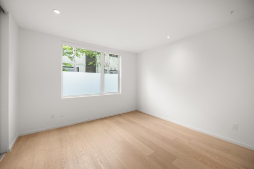 1889 2Nd Avenue W, Vancouver, BC 