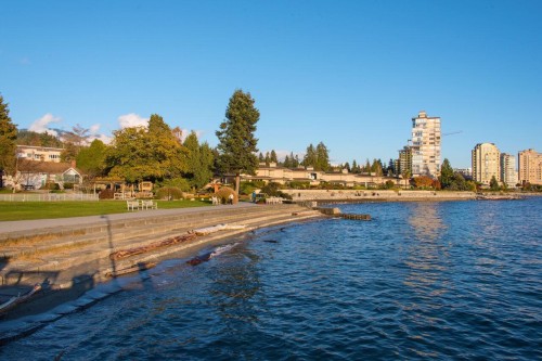 2338 Ottawa Avenue, West Vancouver, BC 