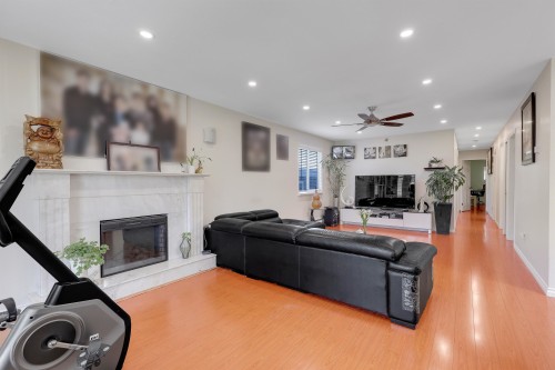 1457 18Th Avenue E, Vancouver, BC 