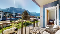 307-1336 Main Street Squamish, BC V8B 0R2