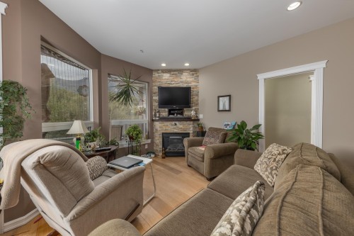 37738 Third Avenue, Squamish, BC 