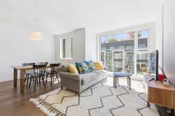 302-1516 Atlas Lane  Vancouver, BC V6P 0E1