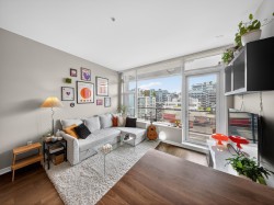 704-123 1st Avenue W Vancouver, BC V5Y 0E2