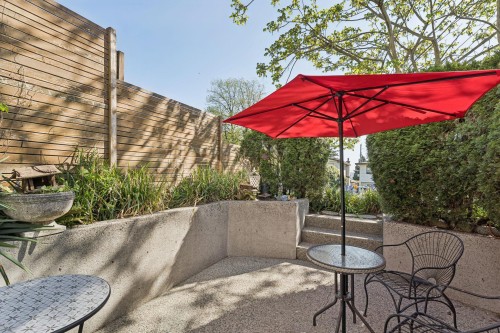 408 2Nd Street E, North Vancouver, BC 