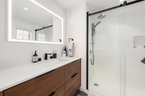 1823 Napier Street, Vancouver, BC 