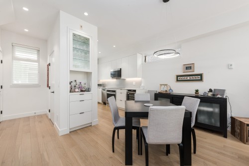 1823 Napier Street, Vancouver, BC 