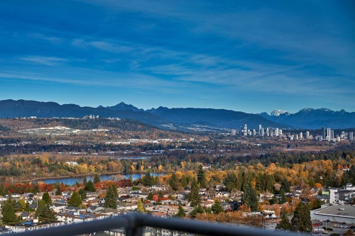 3102-6588 Nelson Avenue  Burnaby, BC V5H 0E8