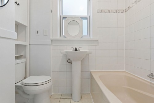 2273 2Nd Avenue E, Vancouver, BC 
