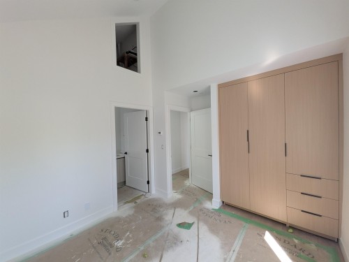 918 16Th Avenue E, Vancouver, BC 