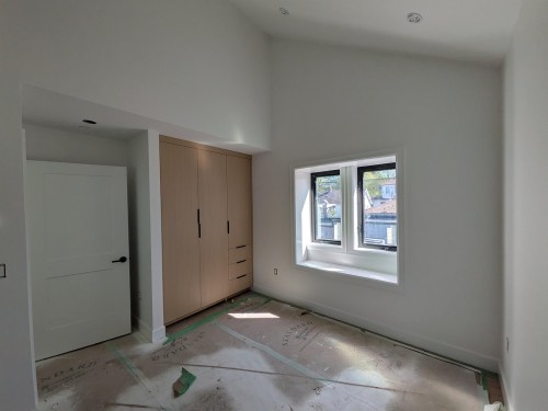 918 16Th Avenue E, Vancouver, BC 