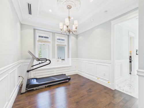 738 54Th Avenue W, Vancouver, BC 