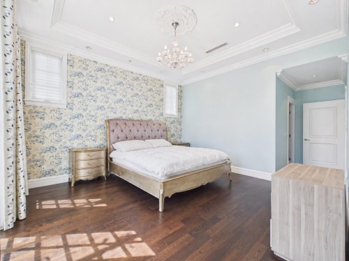 738 54Th Avenue W, Vancouver, BC 