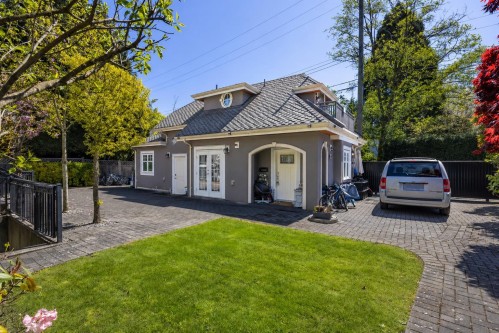738 54Th Avenue W, Vancouver, BC 