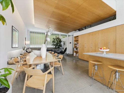 4056 36Th Avenue W, Vancouver, BC 