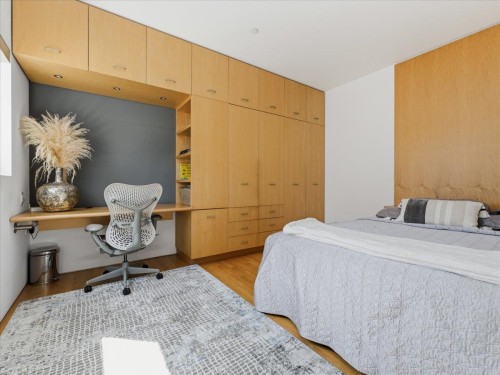 4056 36Th Avenue W, Vancouver, BC 