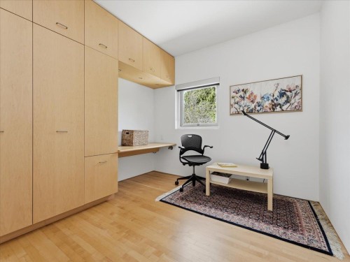 4056 36Th Avenue W, Vancouver, BC 
