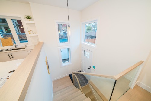 1924 William Street, Vancouver, BC 