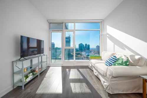 2508-4688 Kingsway Street  Burnaby, BC V5H 0E9