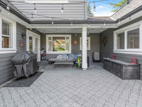 938 Beaumont Drive, North Vancouver, BC 