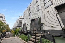 138 Woodstock Avenue W Vancouver, BC V5Y 0N1