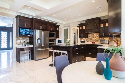 9028 Pinewell Crescent, Richmond, BC 
