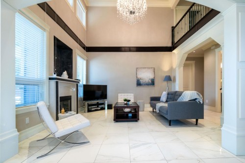 9028 Pinewell Crescent, Richmond, BC 