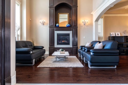 9028 Pinewell Crescent, Richmond, BC 