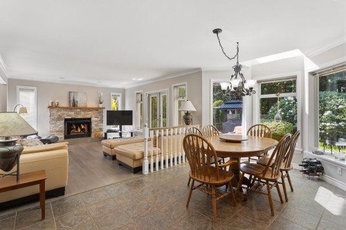 2465 Berton Place, North Vancouver, BC 