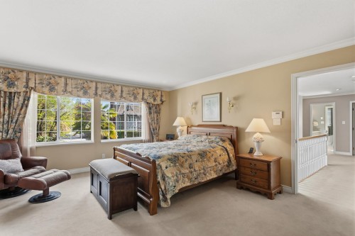 2465 Berton Place, North Vancouver, BC 