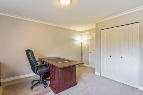 2465 Berton Place, North Vancouver, BC 