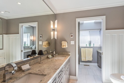 2465 Berton Place, North Vancouver, BC 