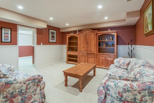 2465 Berton Place, North Vancouver, BC 