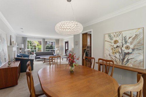 2465 Berton Place, North Vancouver, BC 