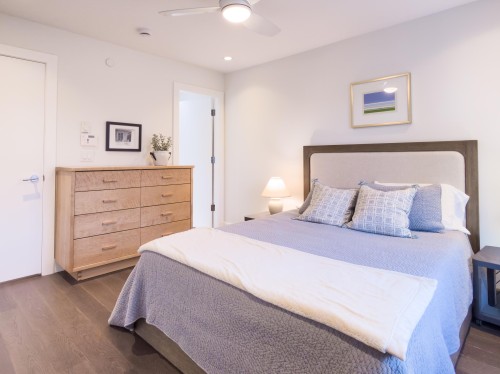 922 15Th Avenue W, Vancouver, BC 