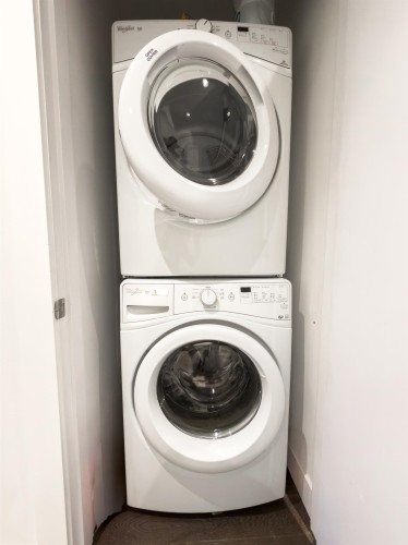 922 15Th Avenue W, Vancouver, BC 