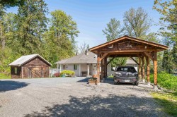 28443 96 Avenue Maple Ridge, BC V2W 1L2