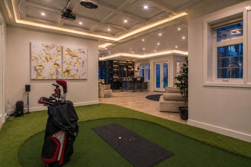 6038 Marguerite Street, Vancouver, BC 