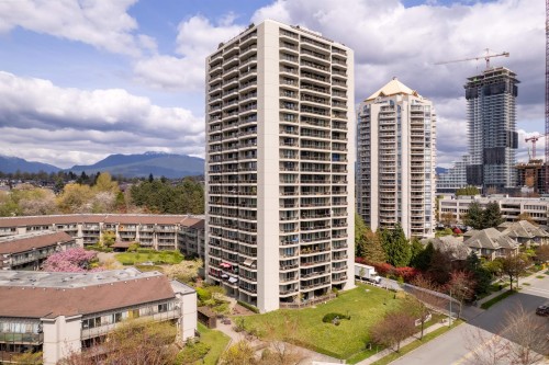 202-4353 Halifax Street  Burnaby, BC V5C 5Z4