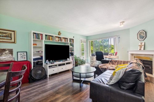 309-7368 Royal Oak Avenue  Burnaby, BC V5J 4J6