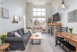 427-5700 Andrews Road  Richmond, BC V7E 6N7