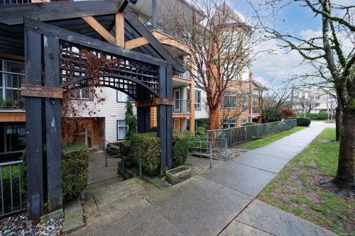 111-12207 224 Street  Maple Ridge, BC V2X 6B9
