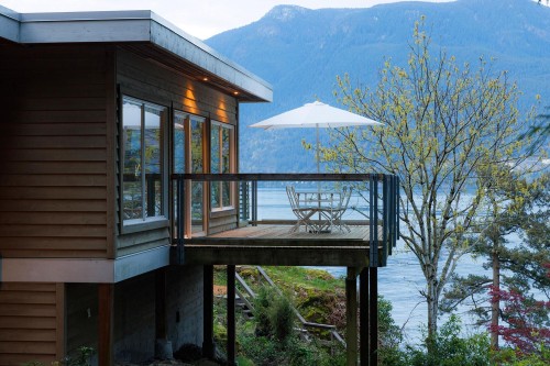 234 David Road  Bowen Island, BC V0N 1G1