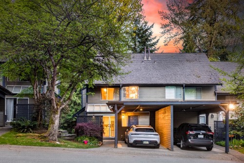 8218 Forest Grove Drive  Burnaby, BC V5A 4G9
