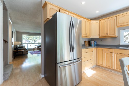 1884 Bluff Way, Coquitlam, BC 