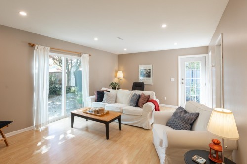 1884 Bluff Way, Coquitlam, BC 