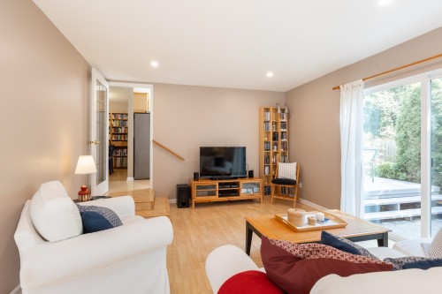 1884 Bluff Way, Coquitlam, BC 